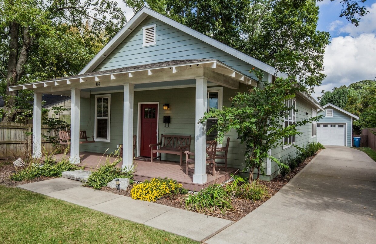 Primary Photo - ***418 NW 7th Street***