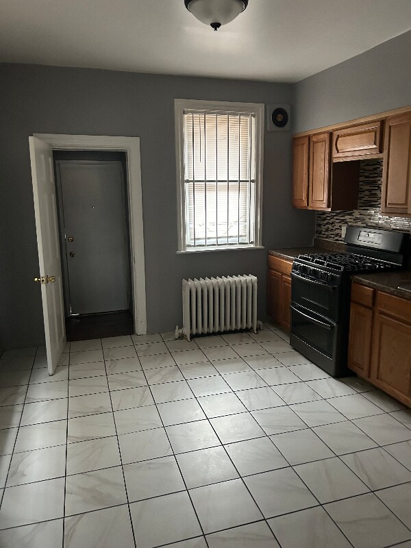 Foto del edificio - 4943 N 8th St