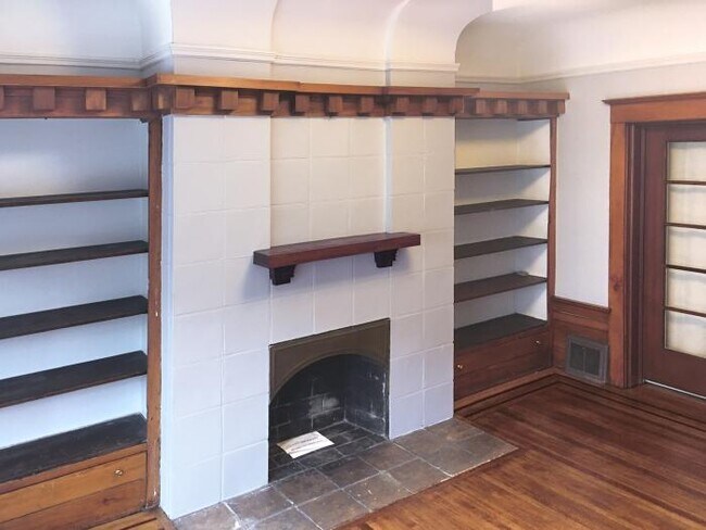 Building Photo - 3 bedroom in San Francisco CA 94117
