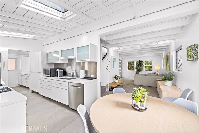 Foto principal - 241 Fairview St
