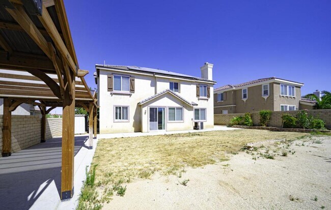 Foto del edificio - 36425 Fallingstar Pl