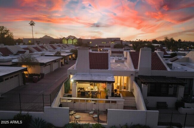 Foto del edificio - 2529 N Miller Rd