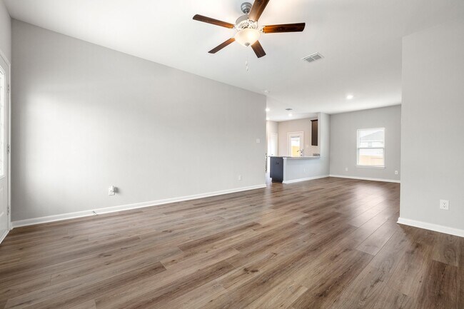 Foto del edificio - Like New Home In Hightop Ridge!!!