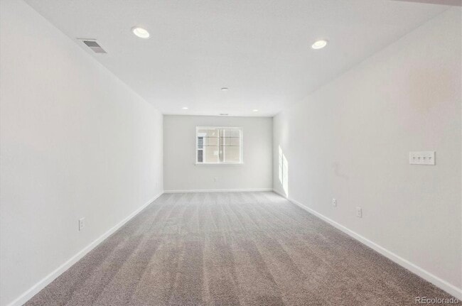 Building Photo - 1050 Joseph Pl