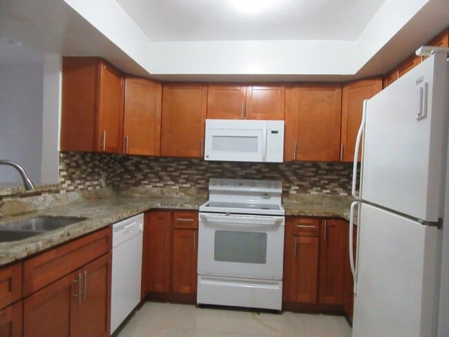 Building Photo - 4100 NW 110th Ave