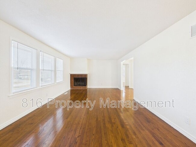 Building Photo - 8203 E 53rd St