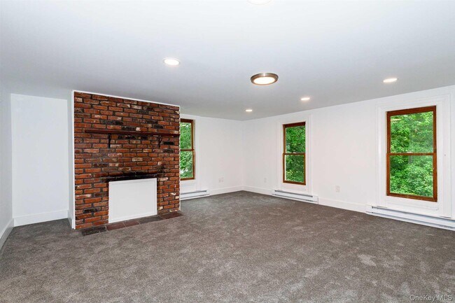 Foto del edificio - 681 NY-216