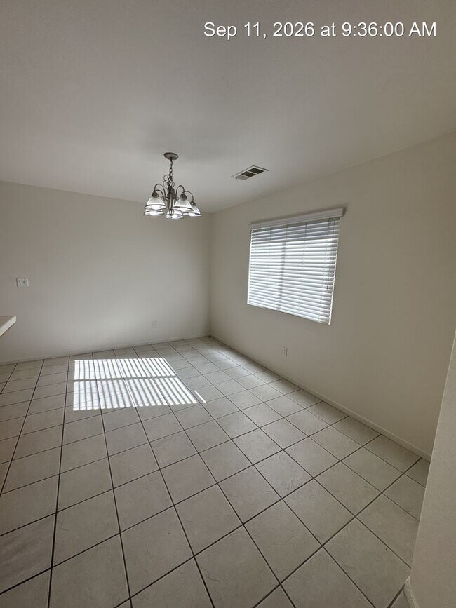 Building Photo - 2509-2511 West Lark & 2909-2911 North Zachary