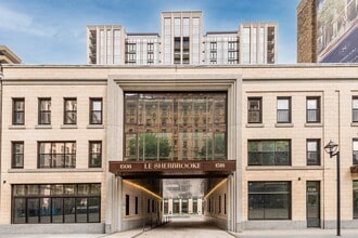Building Photo - 1518 Rue Sherbrooke O