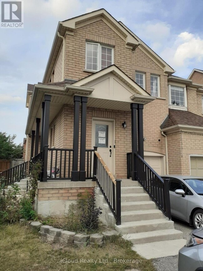 Building Photo - 6607 Song Bird Crescent