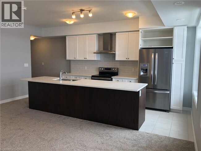 Photo du bâtiment - 126 Wheat Ln.