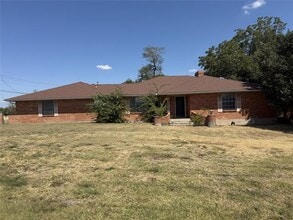 Building Photo - 2974 TX-66