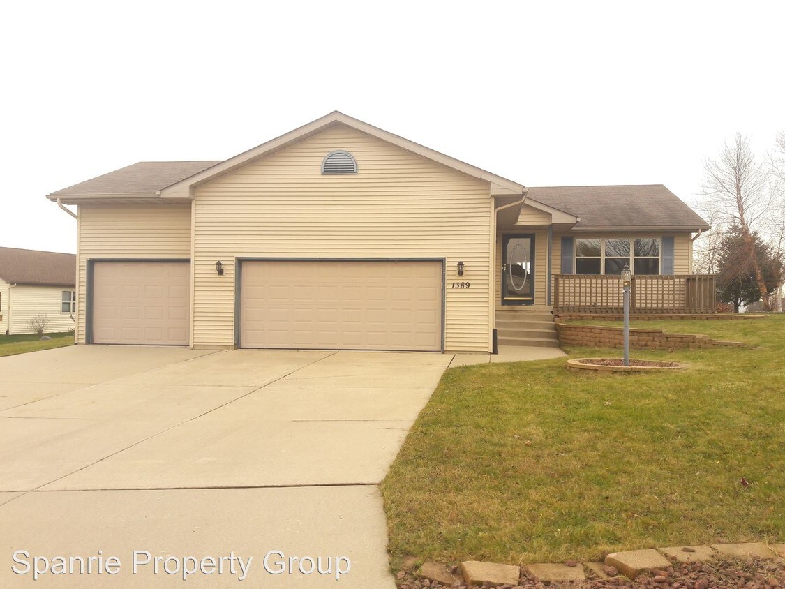Primary Photo - 1389 Prairie Rose Dr