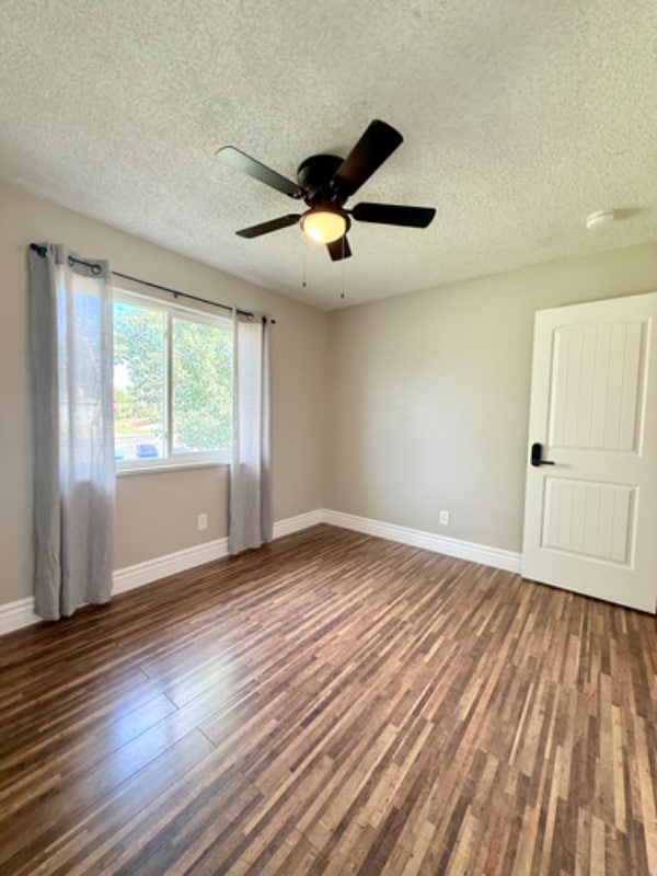 Building Photo - 1601 27th Ave