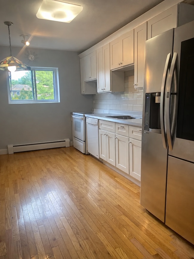 Photo - 20 Westgate Rd (Newton, MA) Townhome