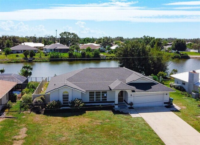 Foto del edificio - 7384 Van Lake Dr