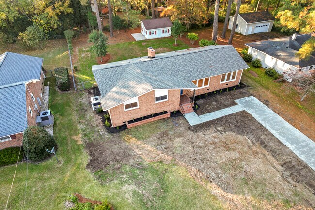 Foto del edificio - 612 Avondale Ave