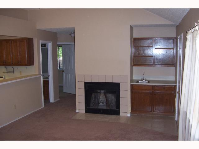 Foto del edificio - 825 Mica Ln