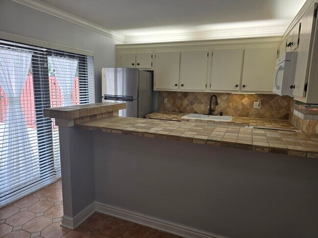 Building Photo - 1505 Augusta Cir