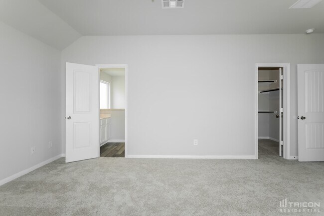 Building Photo - 3465 Wooded Ln