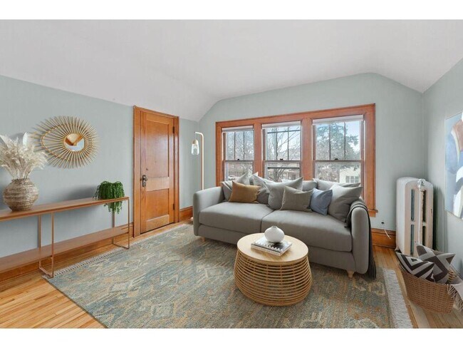 Foto del edificio - 4051 Pleasant Ave