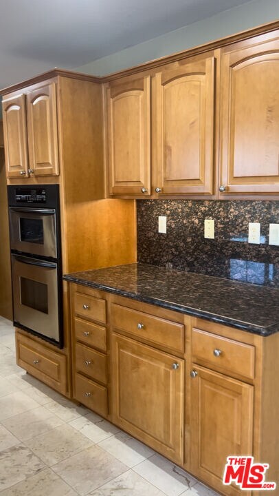 Building Photo - 16593 China Berry Ct