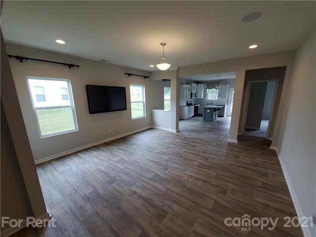 Building Photo - 8633 River Ridge Dr
