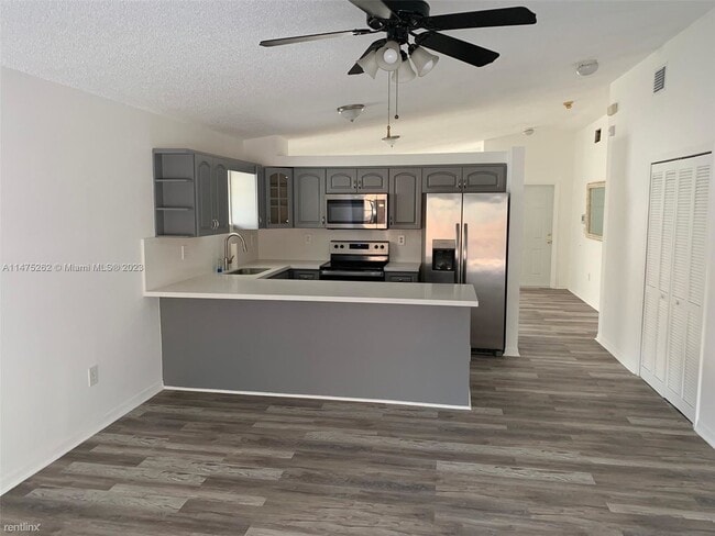 Building Photo - 3 br, 2 bath House - 14123 SW 9th St
