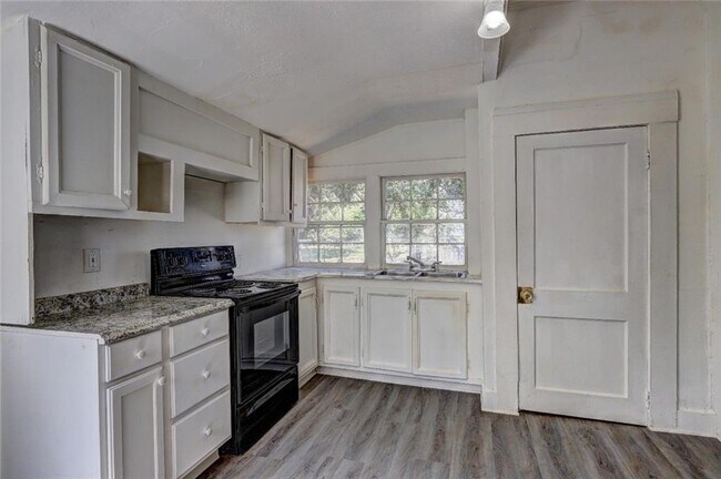 Foto del edificio - 1045 Crescent Ave