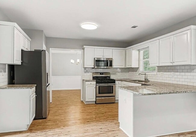 Building Photo - 2715 Denian Ct
