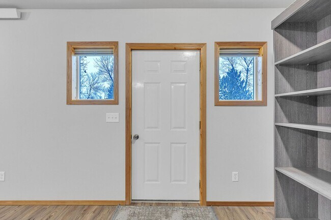 Foto del edificio - $1,150/month |Fully Remodeled Ground Floor...