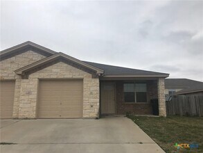 Building Photo - 1207 Cavalry Ln