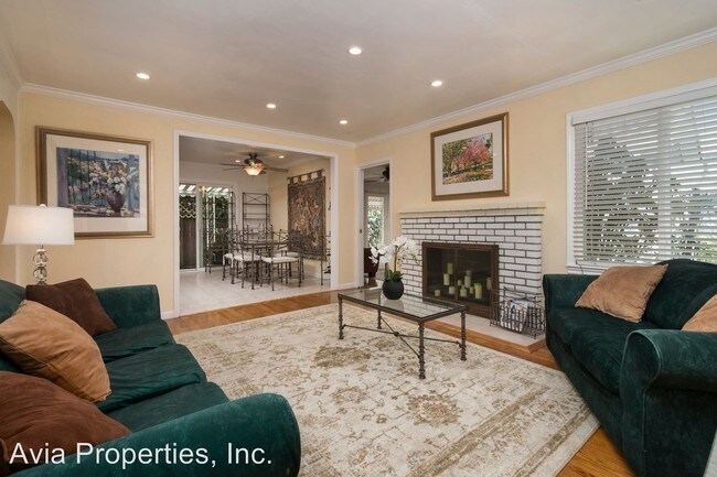 Building Photo - 4 br, 2 bath House - 101 Linden Ave