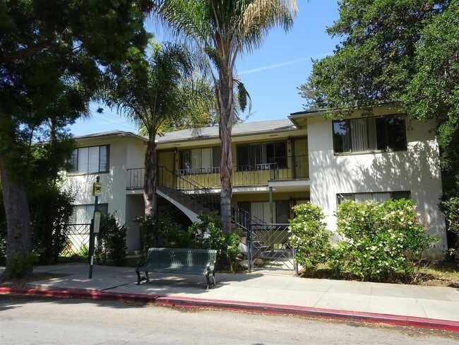 Vista a la calle - 2130 Bath St