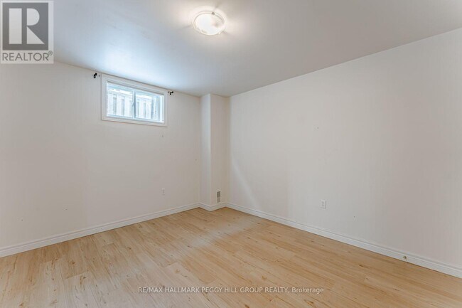 Photo du bâtiment - 12 Quinlan Rd