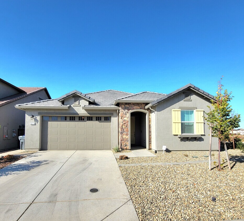 Primary Photo - 3511 Crawford Dr