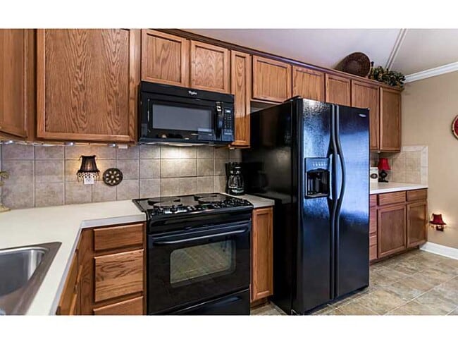 Building Photo - 505 Gaston Cir