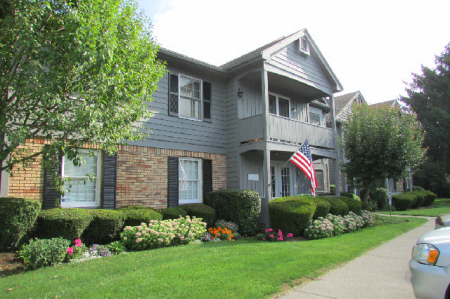 Entry - Woodcreek Apartments