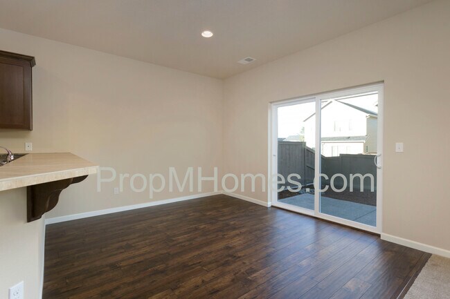 Building Photo - Brand New Home in NW Portland! Highly Soug...