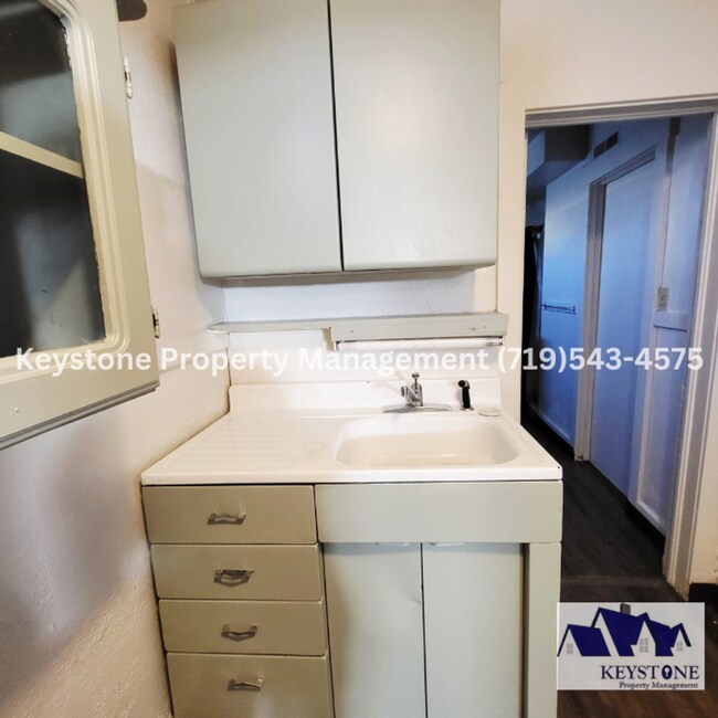 Foto del edificio - $400 Off 1st Month! Affordable Studio Apartment – $800