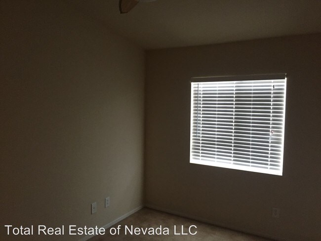 Foto del edificio - 6633 Lookout Lodge Ln
