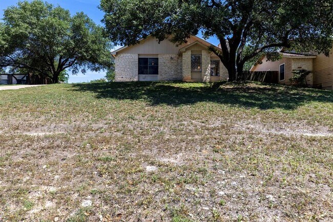 Foto del edificio - 8302 Spring Valley Dr