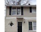 Primary Photo - 517 Deerwood St