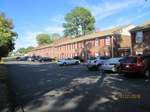Foto principal - 462 Denbigh Blvd