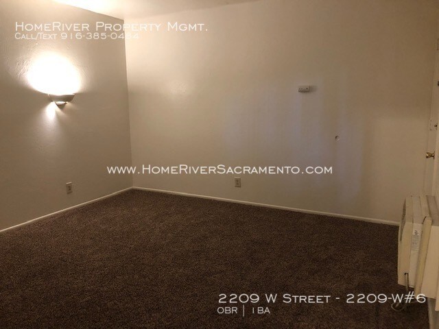 Foto del edificio - Midtown Studio Apartment