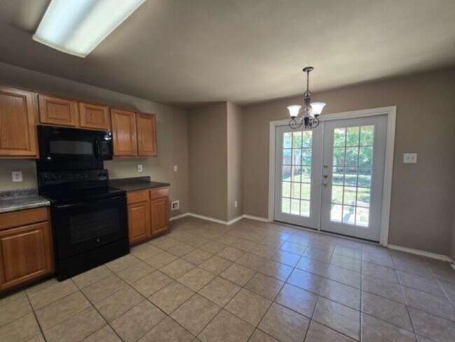 Building Photo - 10822 Arabian Gate