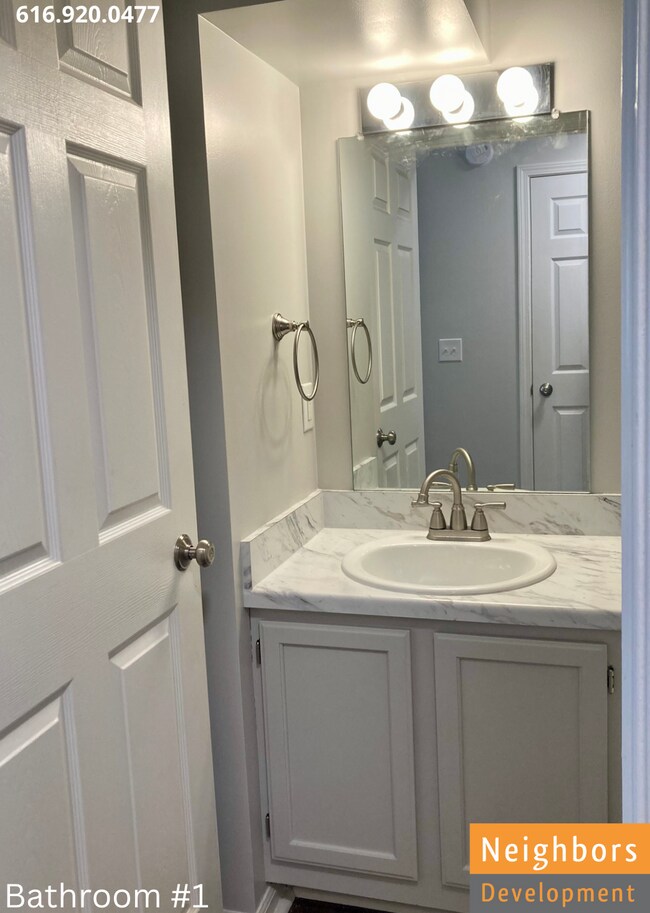 5425 Rivertown Cir SW, Wyoming, MI 49418 House Rental in Wyoming, MI