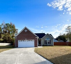 Building Photo - 104 Dellview Ct