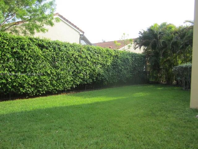 Foto del edificio - 5869 NW 120th Ave