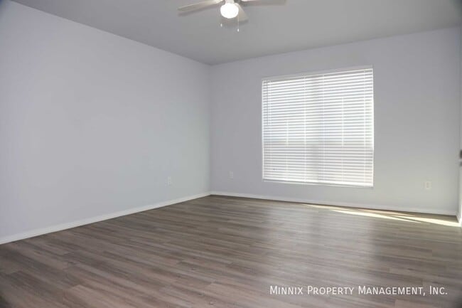 Building Photo - 1649 Wrigley Dr